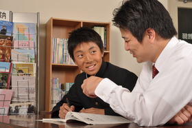 スライドイメージ（２） KATEKYO学院 小山駅