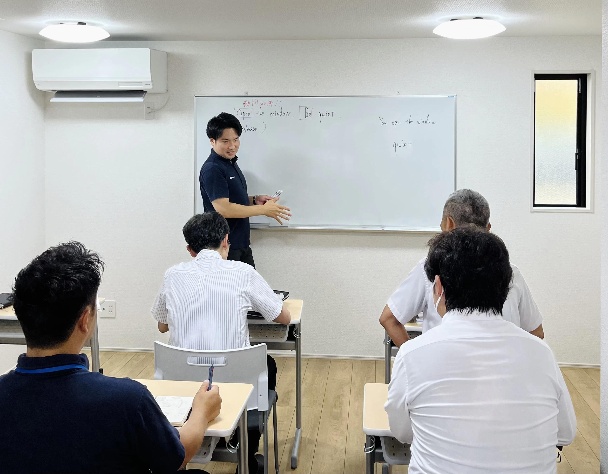 スライドイメージ（３） 学習塾EGG 幕張西教室