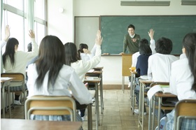 スライドイメージ（１） 学内予備校放課後塾講師（神