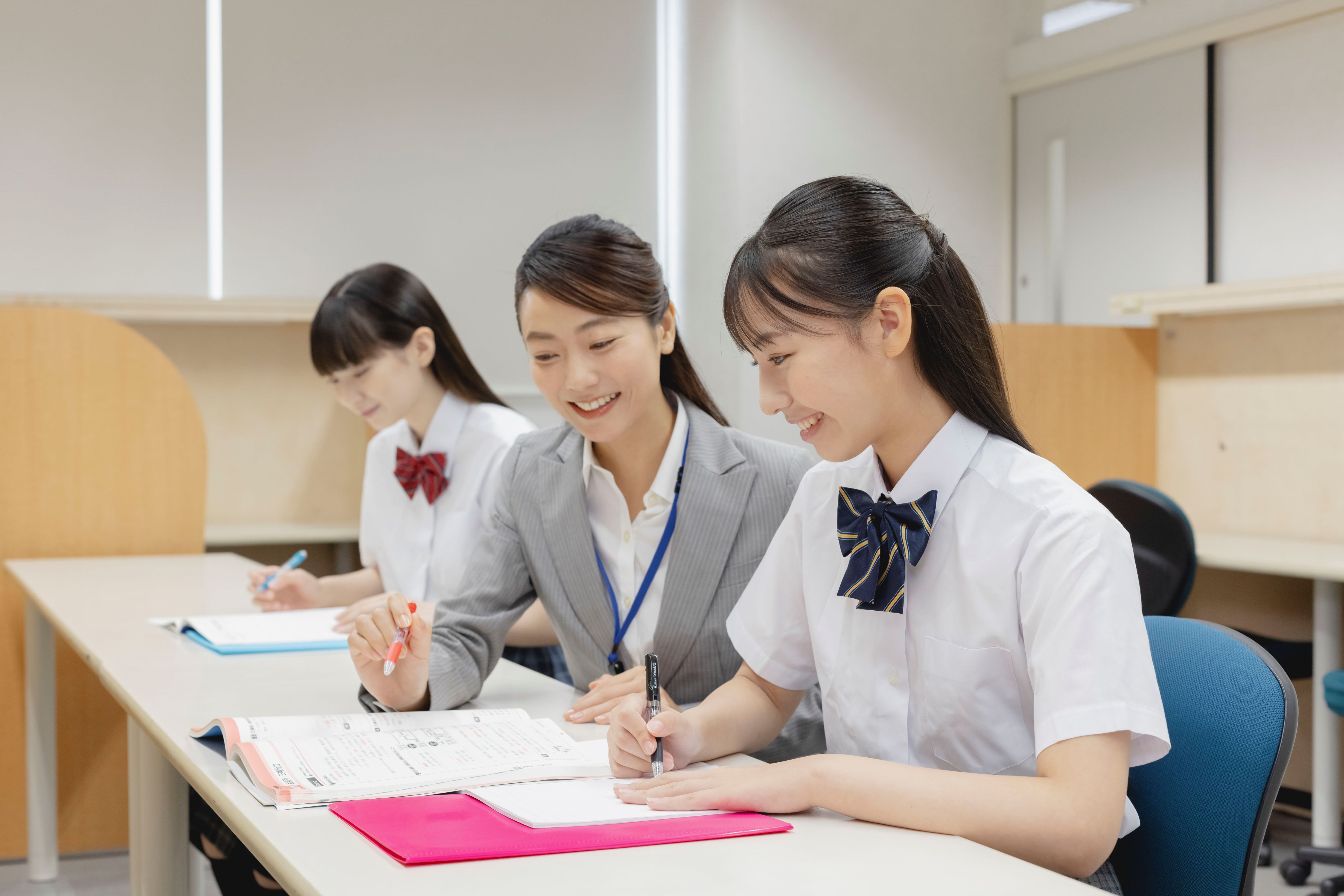 スライドイメージ（１） 京進の個別指導 スクール・