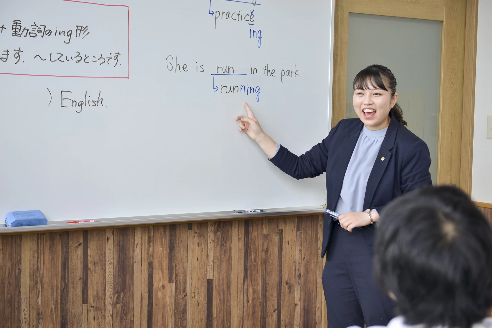 スライドイメージ（４） 進学塾QUALIER 新鹿